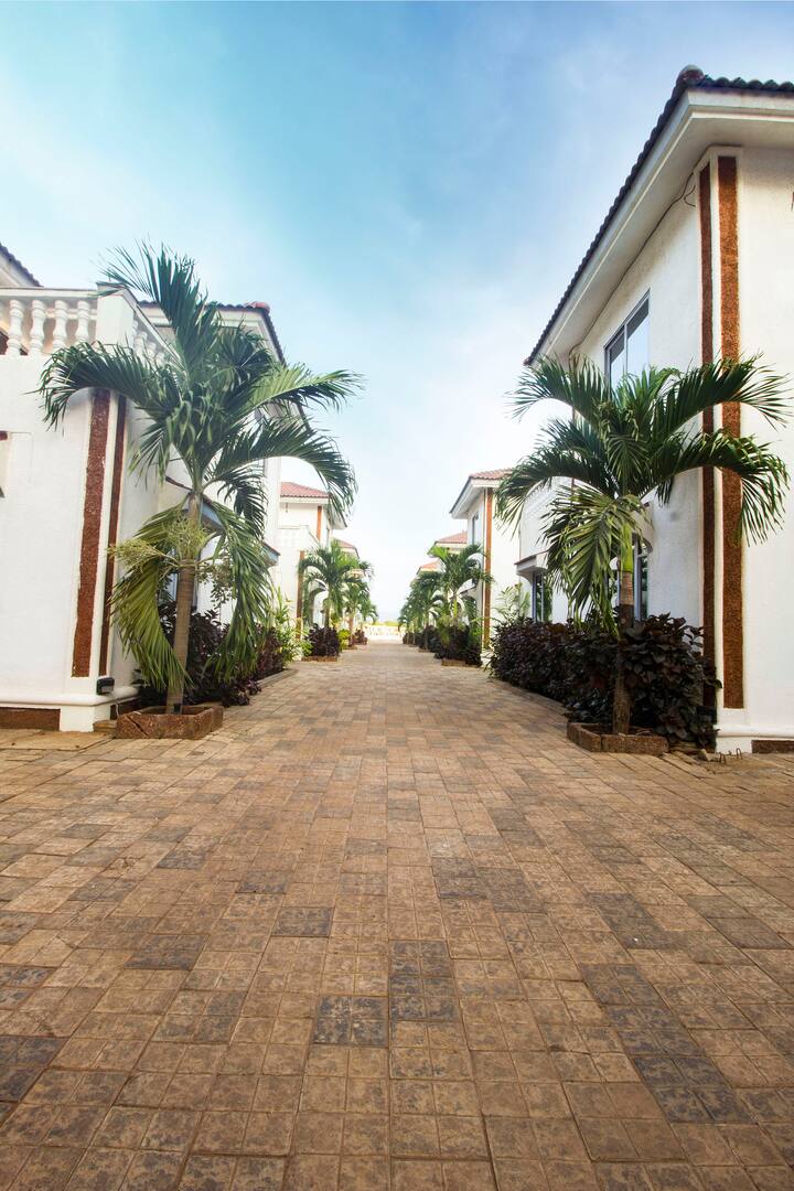 OUTDOOR