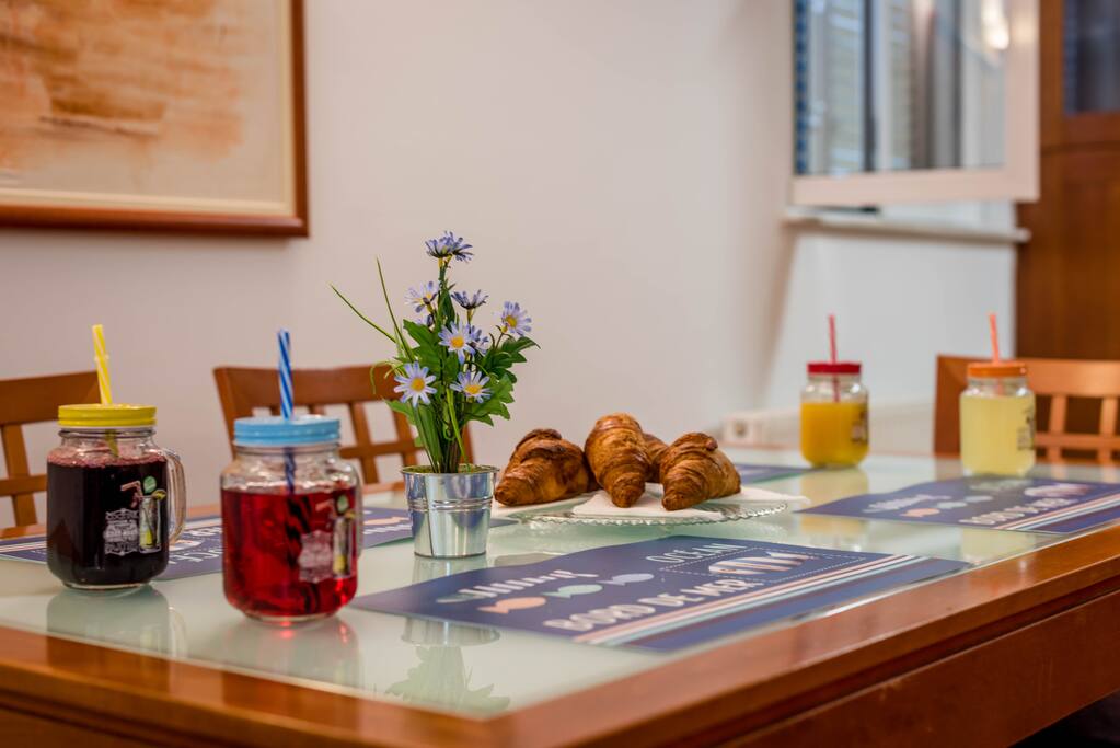 Breakfast Table