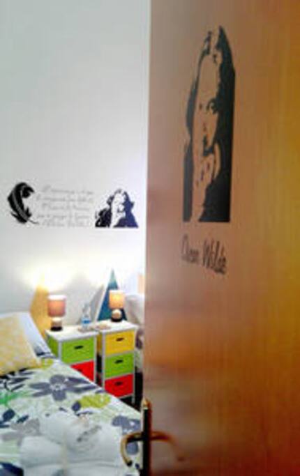 twin bedroom
