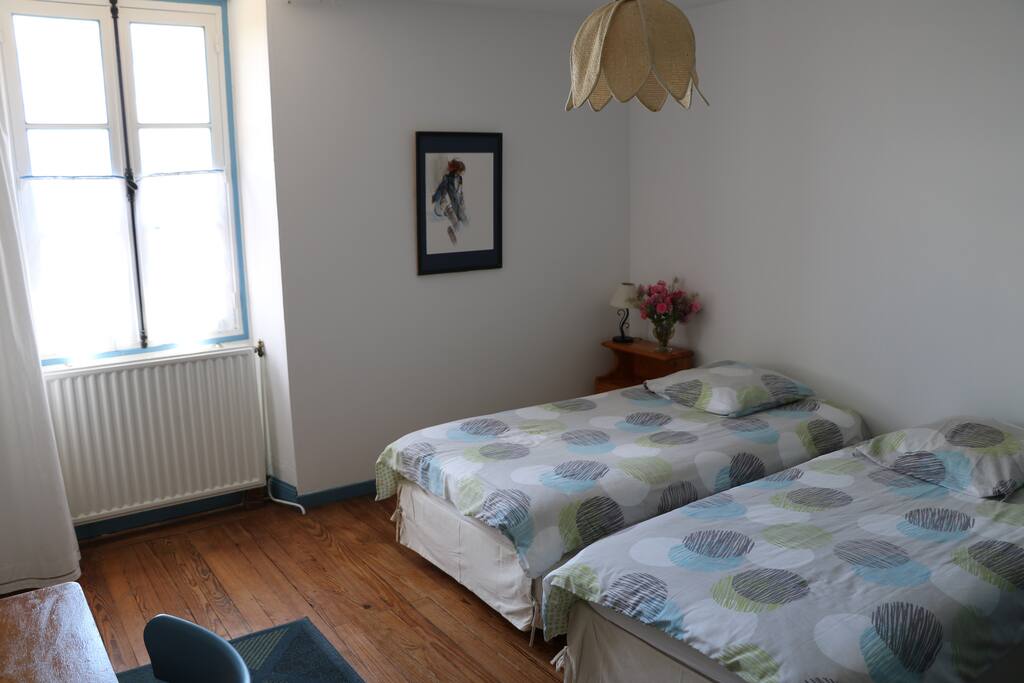 chambre 1 avec 2 lits jumeaux