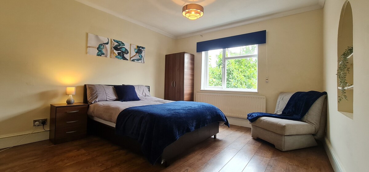 საძინებელი 1