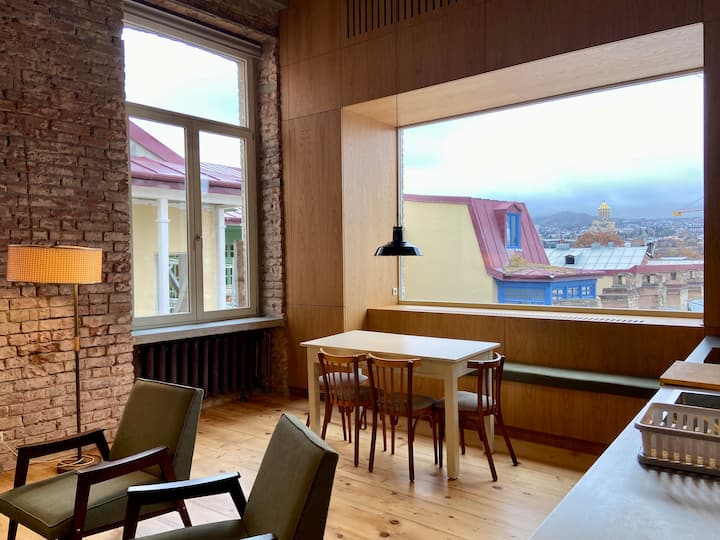 Lily's beautiful apartment in Old Tbilisi Apartments for Rent in T