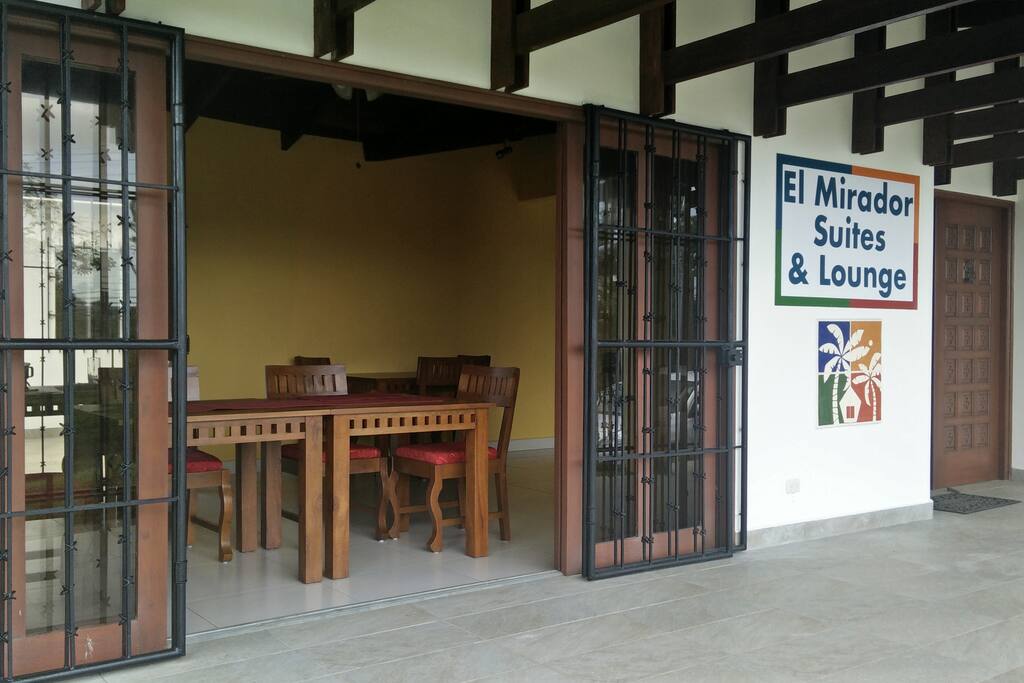 Front Patio Entrance to Restaurant