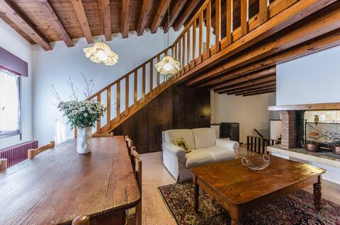 Novalesi House (25 minutes to Venice)