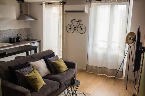 Studio climatisé au Port de Nice - Centre