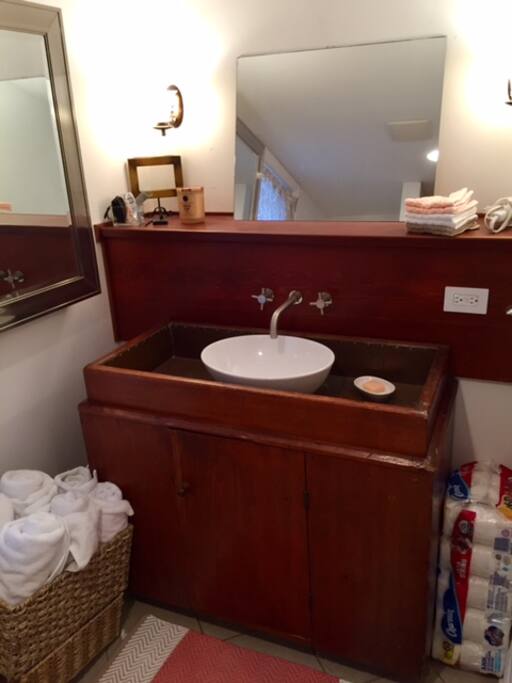 Bathroom 2