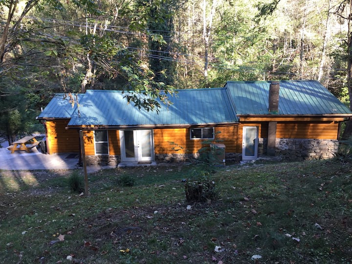 Beautiful Cabin 2min To Gatlinburg 5min P. Forge! - Gatlinburg, TN