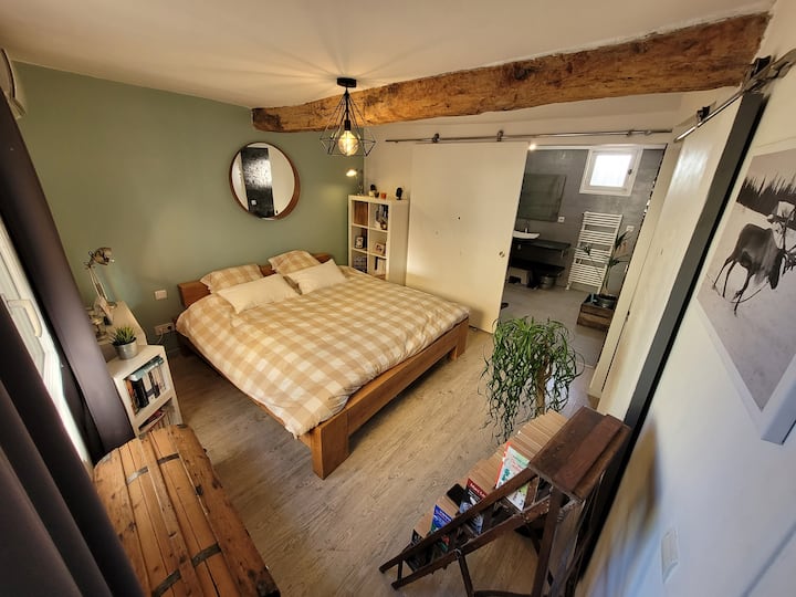 غرفة النوم 2