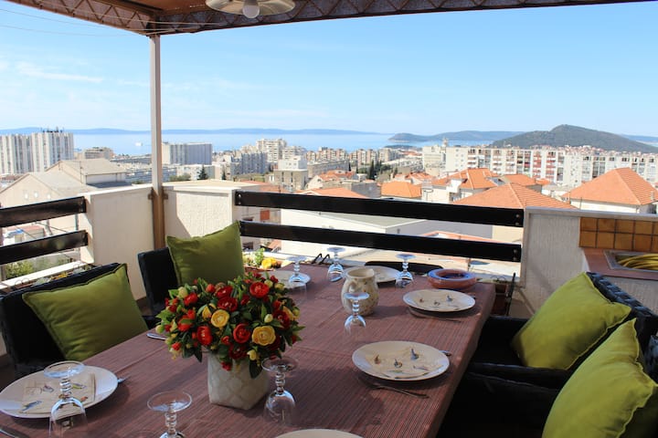 Panorama Split Penthouse For 8 + 2 - Split