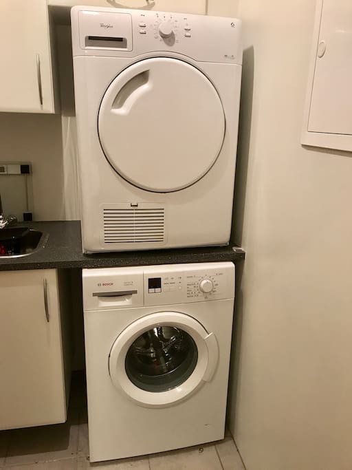 washing/dryer machine.