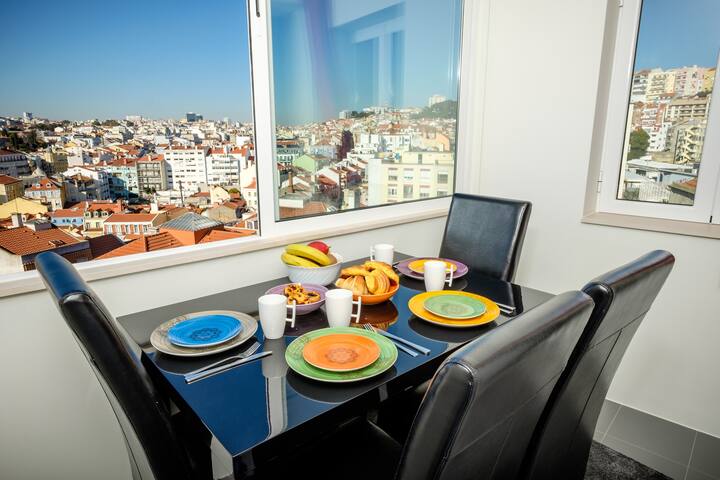 City Center Sky View Apartment + Amazing Views