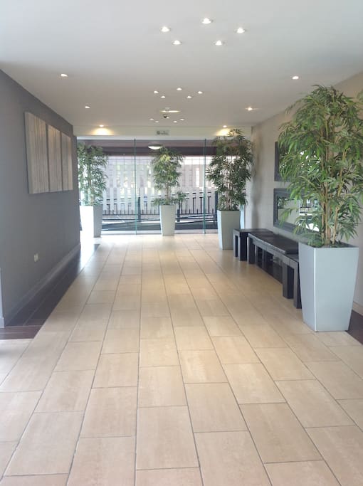High security Entrance with 24 hr Concierge