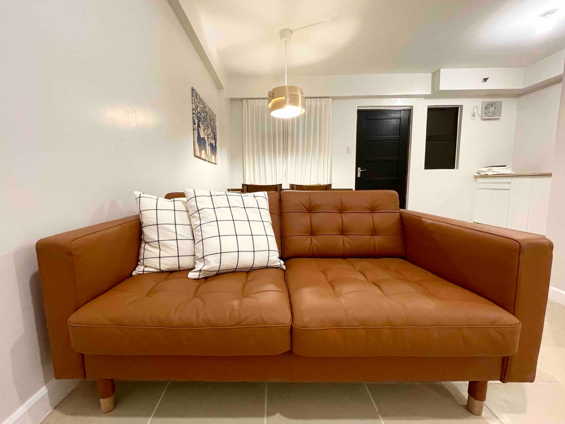 2BR @ The Redwoods near SM Fairview w Free Parking — photo 4