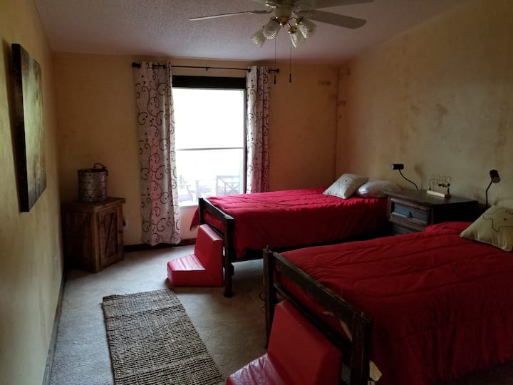 საძინებელი 1