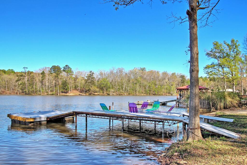 Enjoy the best of lakefront living when you stay at this wonderful Mansfield vacation rental home!