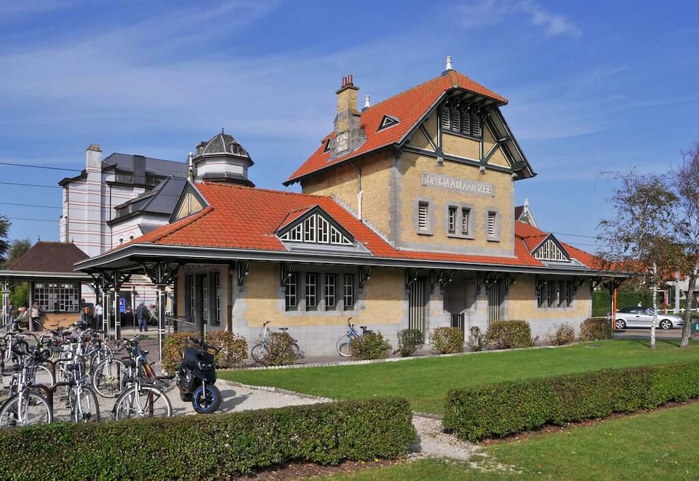 De Haan Tram Station