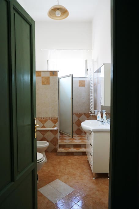 Bagno Condiviso