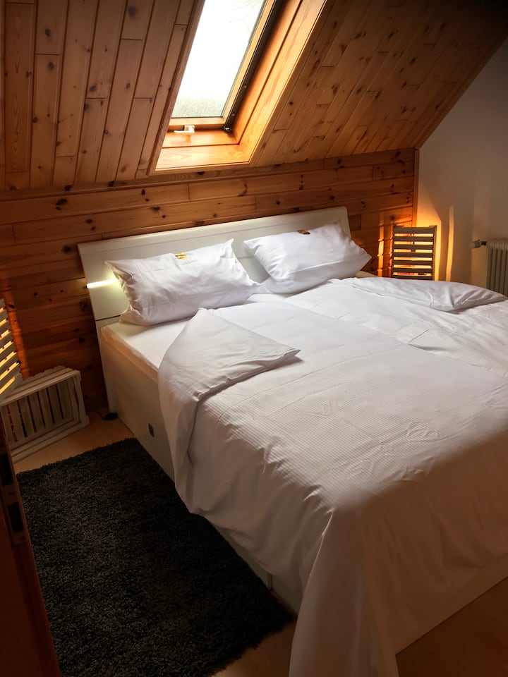 Schlafzimmer I