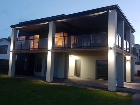 Relax with Stunning Views over Ohope Beach