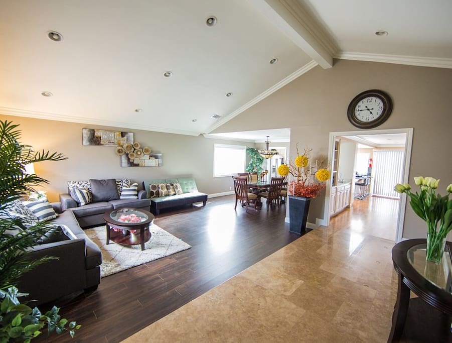 Open floor plan connected living room, dinning area and kitchen