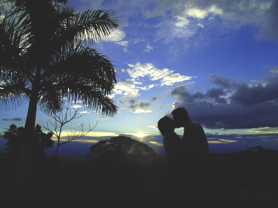 ATARDECER EN FINCA TURISTICA SANTA CLARA