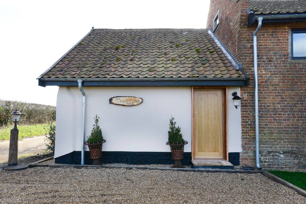 Private entrance and guest car park