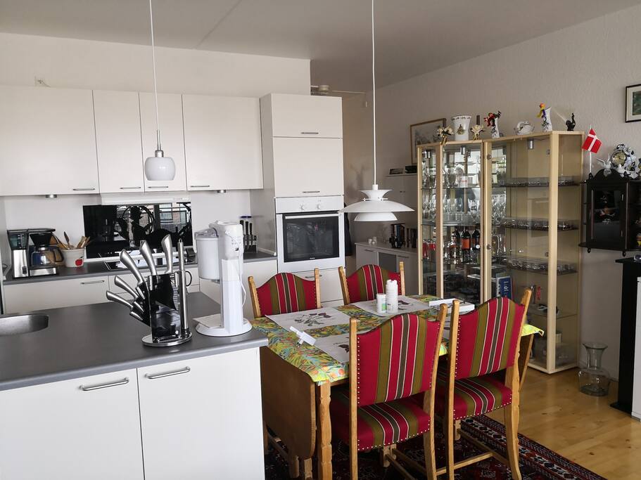 more kitchen