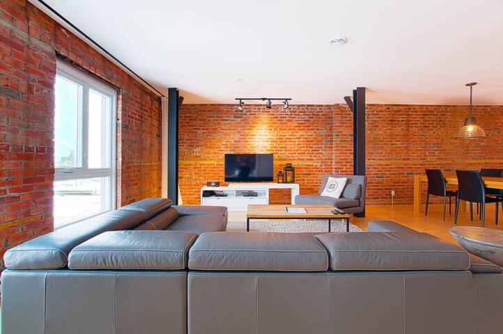 404 – Les Lofts St-Joseph – Par Les Lofts Vieux-QC gallery image 3