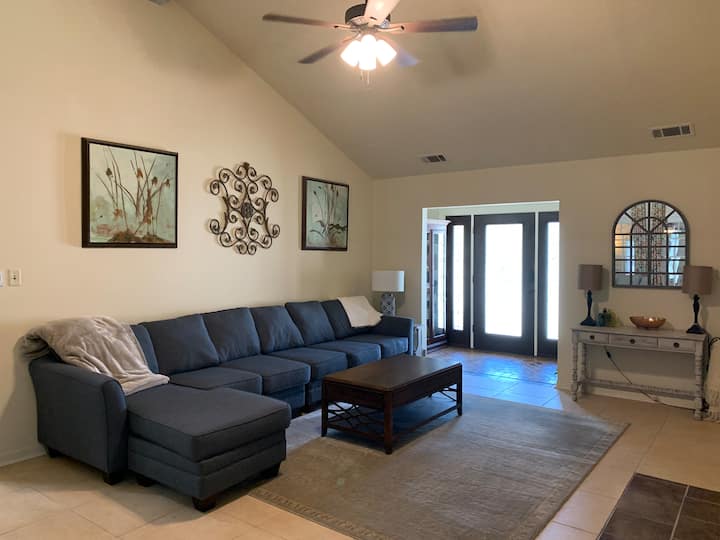 მისაღები ოთახი