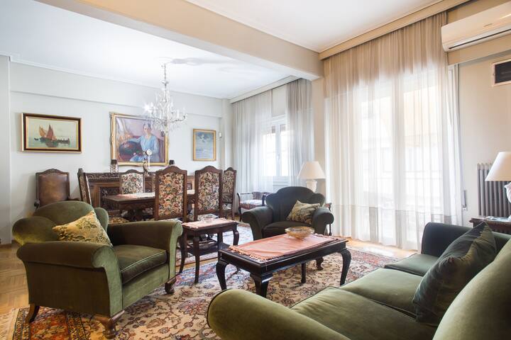 Acropolis Metro Station- Great Located Flat 125m2