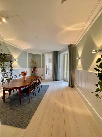 160 m2 børnevenlig centralt ved vandet med balkon gallery image 4