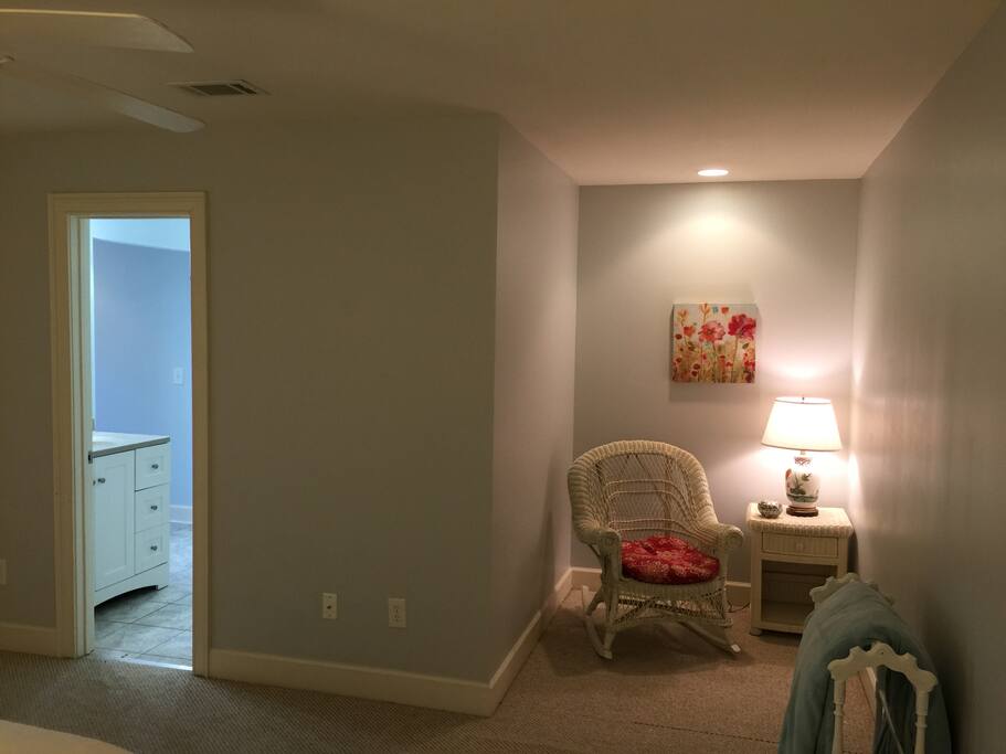 Reading nook with room to put a youth bed if needed.