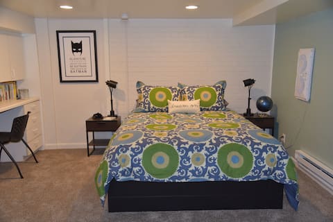 Top Airbnb: Little Salt Fran and the Bat Cave in Greater Avenues