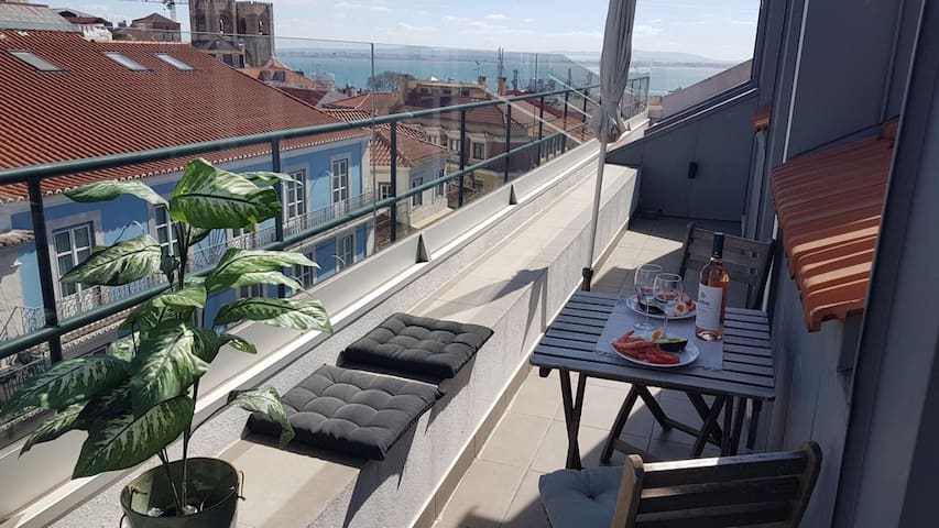 Downtown apartment with terrace and amazing view