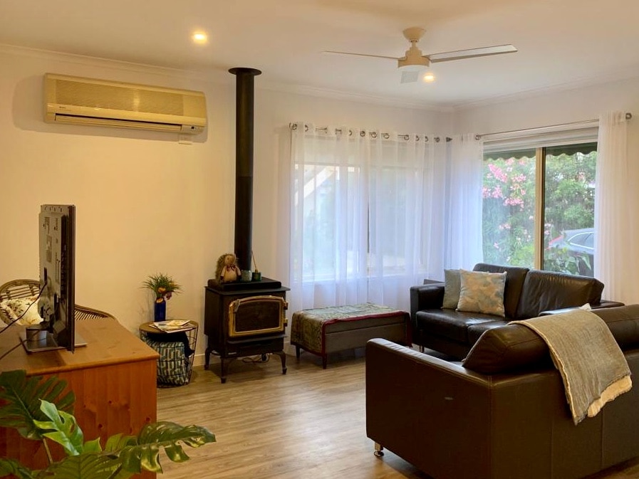 Top performing Airbnb: White’s Beach Escape in Torquay