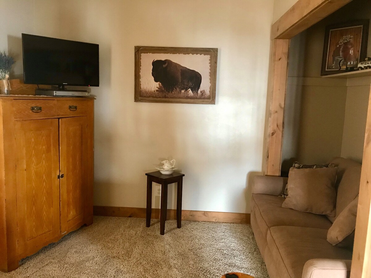 Top Airbnb: River Ranch Guest Suite in Belgrade