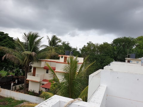 A home away!
Entire home near the Godavari river