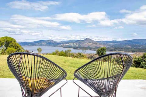 Top Airbnb: Jacuzzi · Reservoir Views · Capri in Guatavita