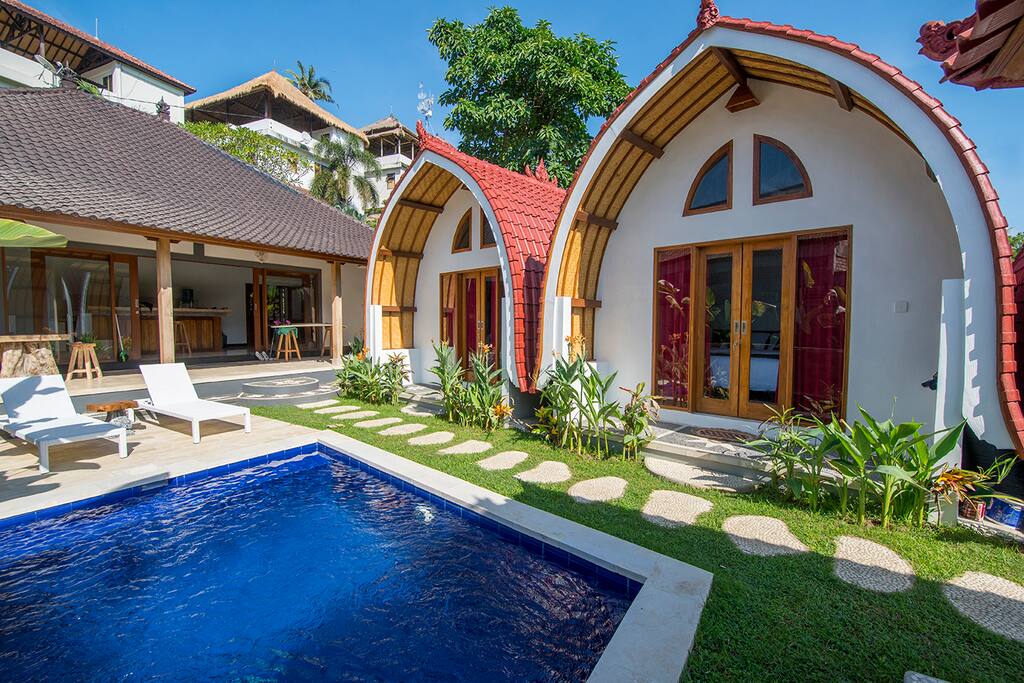 Main house with open kitchen, fridge, tea & coffee, hot & cold water refills