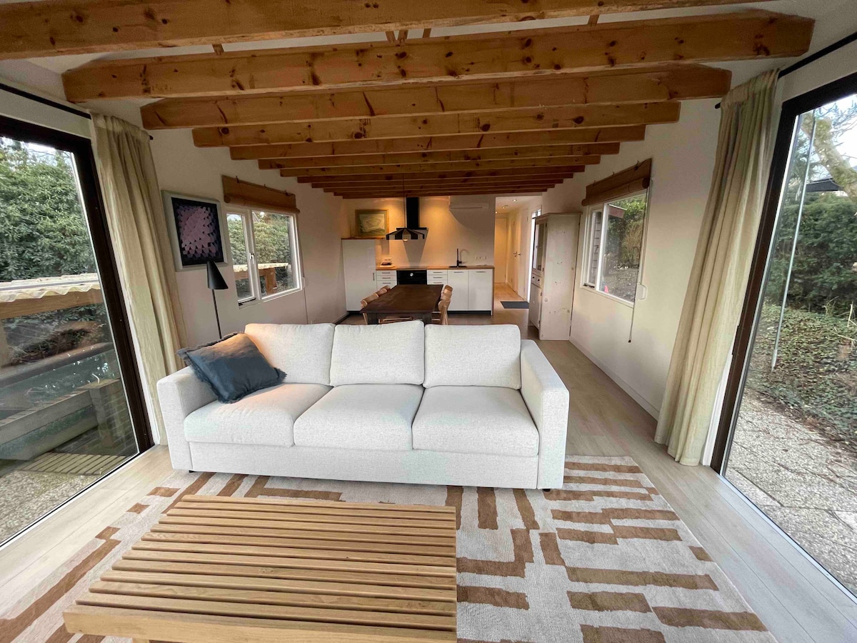 Successful Airbnb property: The Chestnut in Wijk 55 Voorthuizen