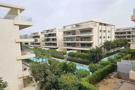 ZEN stays - Lux 3BR Lake view, Lakeview residence. — 4