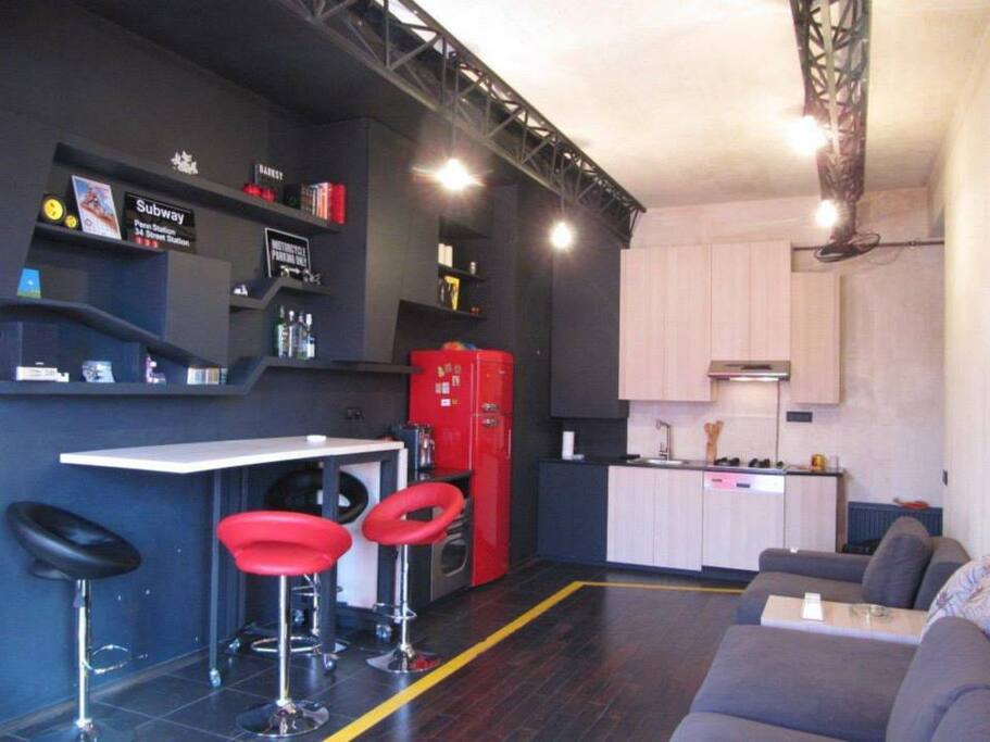 This modern industrial style apartment is located behind the SAS store on Tumanyan Street, on the 6th floor of 12-story new brand building. It is fully furnished with brand new equipment ("Bompani" refrigerator, stove, dish washer, oven; "Samsung" TV 40 ", washing machine "LG", conditioner "Electrolux", coffee machine, toaster, microwave). The internet, telephone and television is on U!com network.