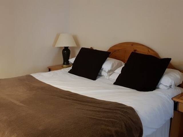 Double Room Economy @ The Bull Hotel