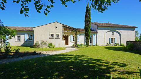 Domaine du Grand Theuillac -Sublime 5-star cottage