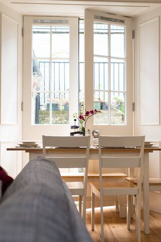 York Place, city centre, Apartment with Parking gallery image 4