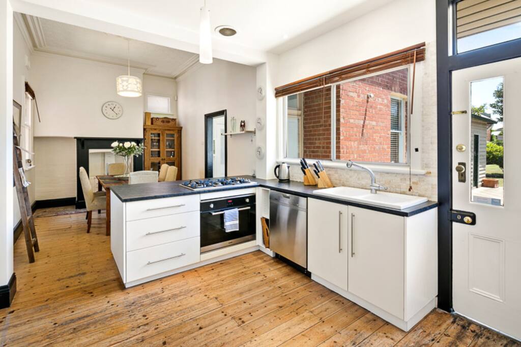 Modern Kitchen with Dishwasher