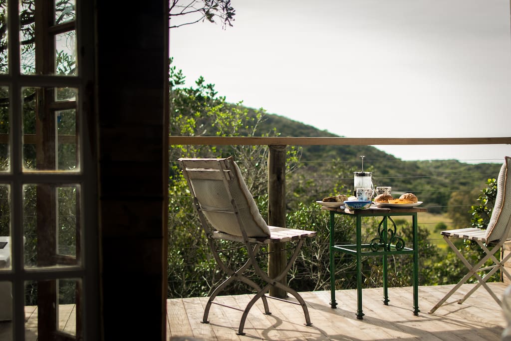 Enjoy morning breakfast on the deck with amazing views