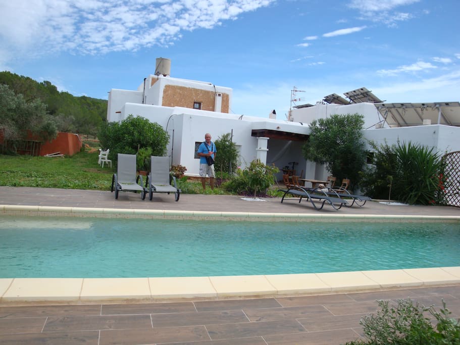 vista parte de la piscina