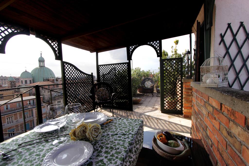 half of the terrace is covered, perfect in summer to eat and relax Away from the sun
