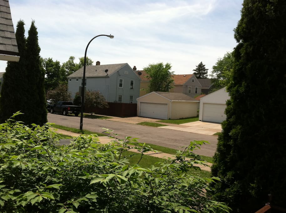 Street view South to St Lawrence Ave